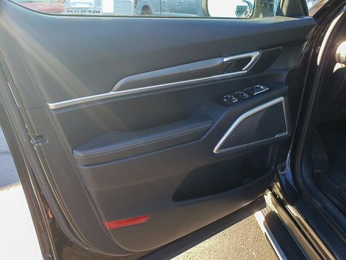 Used 2022 Kia Telluride S image 9