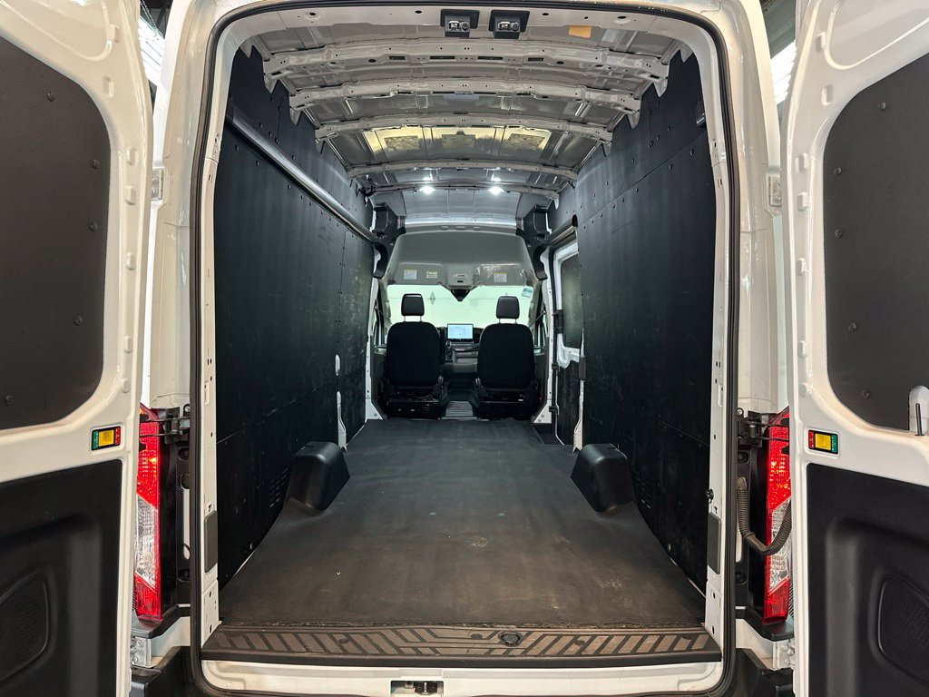 Used 2026 Ford Transit 350 148 High Roof Extended AWD w/ Load Area Protection Package image 30