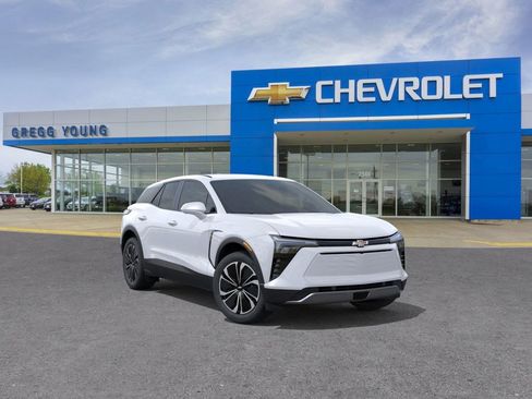 New 2026 Chevrolet Blazer EV LT image 2