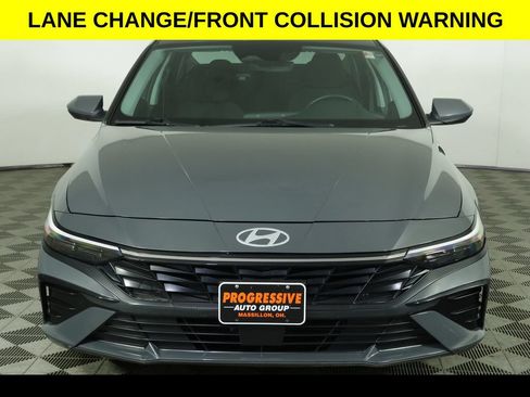 Used 2025 Hyundai Elantra SEL FWD image 7