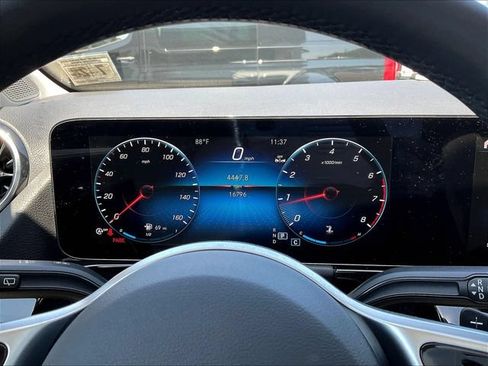 Certified 2023 Mercedes-Benz GLA 250 4MATIC image 15