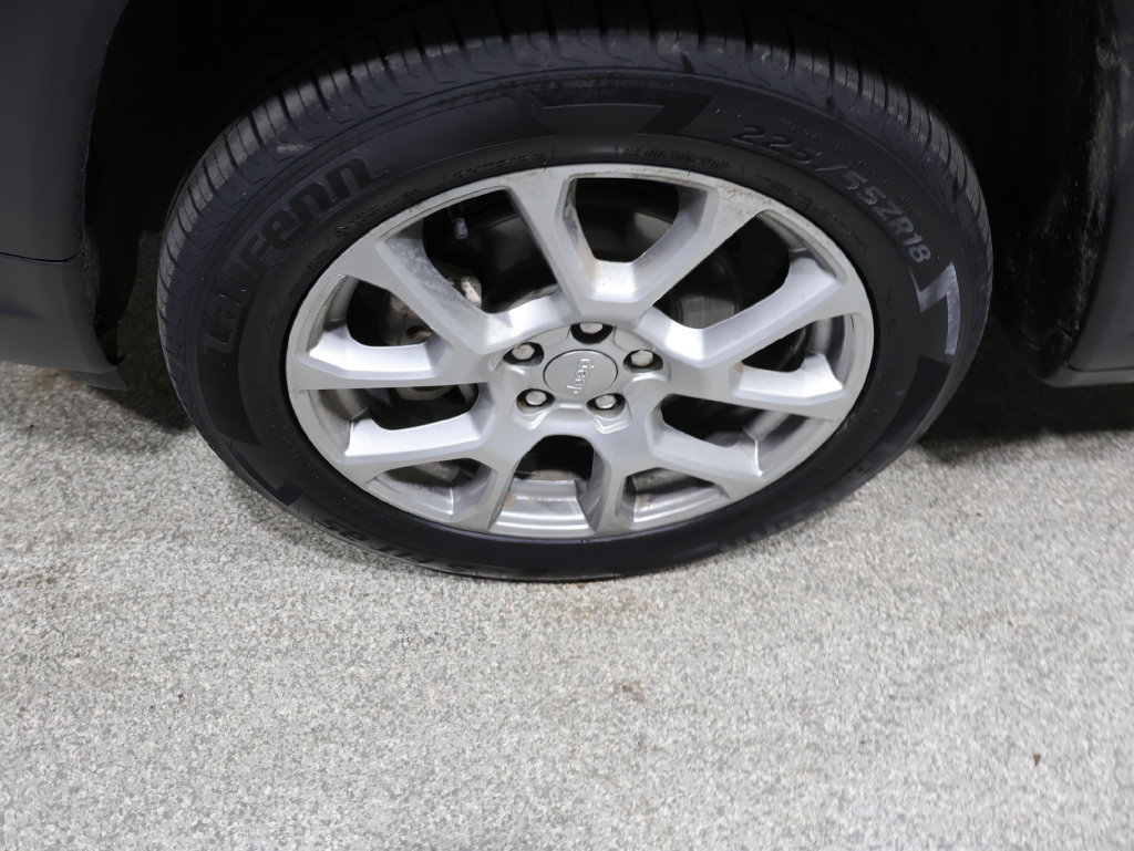 Certified 2022 Jeep Compass Latitude AWD/4WD image 9