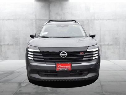 New 2025 Nissan Kicks SR