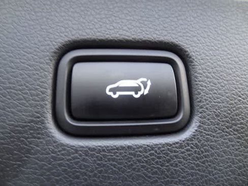 Used 2025 Hyundai Palisade SEL AWD/4WD image 14