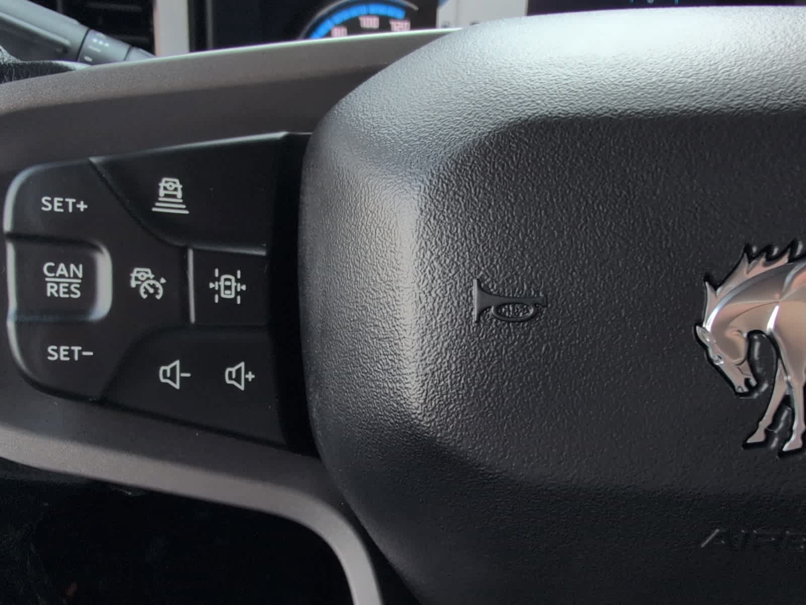 Used 2023 Ford Bronco Badlands AWD/4WD image 25