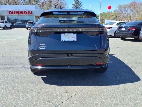 Certified 2023 Nissan Ariya FWD image 6