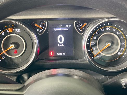 Used 2023 Jeep Wrangler Sport AWD/4WD image 12