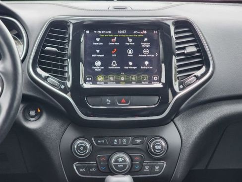 Used 2020 Jeep Cherokee Limited image 26