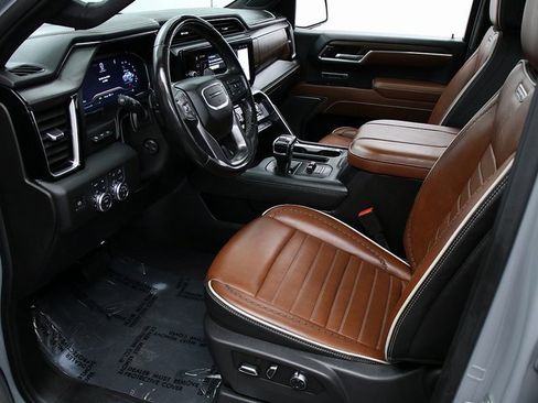 Used 2025 GMC Sierra 1500 Denali Ultimate image 13
