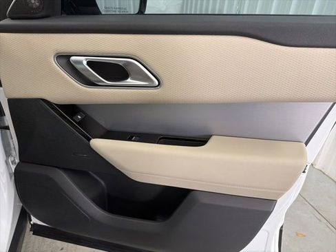 Used 2022 Land Rover Range Rover Velar R-Dynamic S AWD/4WD image 21
