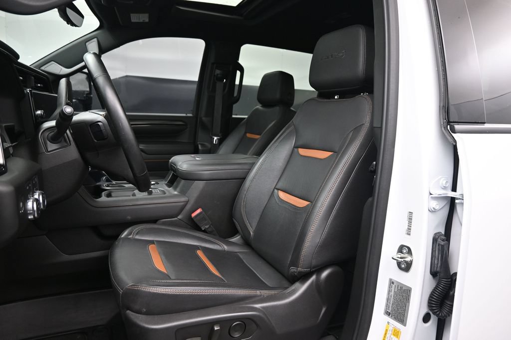 Used 2024 GMC Sierra 2500 AT4 w/ AT4 Premium Plus Package AWD/4WD image 2