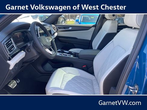 New 2026 Volkswagen Atlas Cross Sport SEL Premium R-Line AWD/4WD image 9