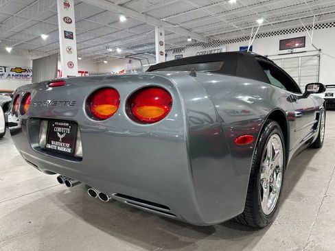 Used 2003 Chevrolet Corvette Convertible w/ Preferred Equipment Group1 RWD image 4