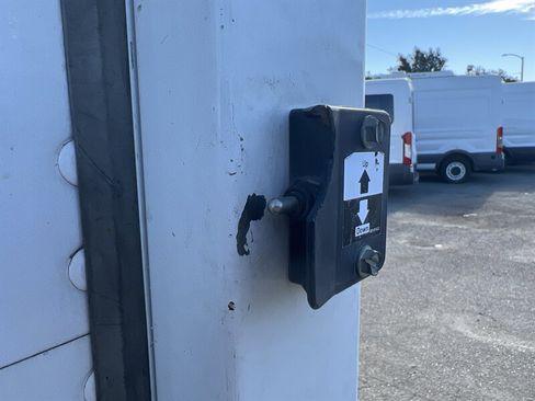 Used 2019 Ford E-450 and Econoline 450 Super Duty w/ Power Windows & Locks Group image 10