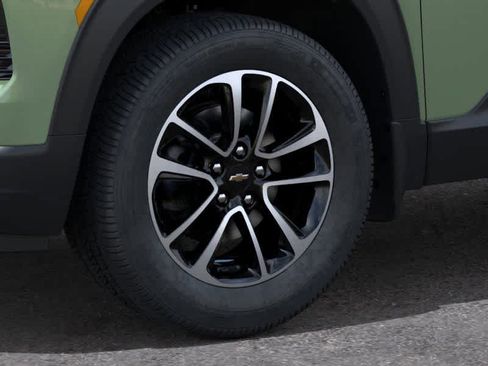 New 2026 Chevrolet TrailBlazer LT w/ Driver Confidence Package image 9