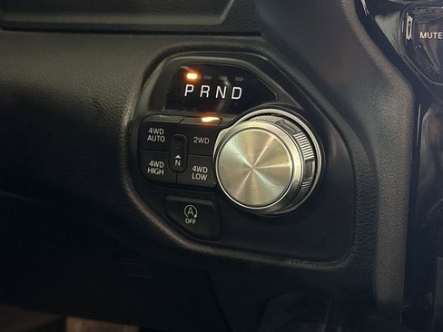 Used 2023 RAM 1500 Laramie AWD/4WD image 30