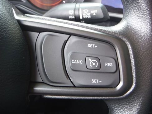 Used 2025 Jeep Gladiator Sport AWD/4WD image 58