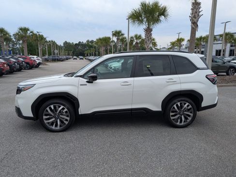 New 2026 Subaru Forester Touring AWD/4WD image 7