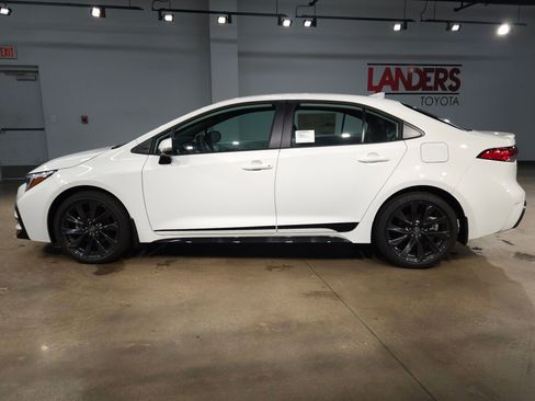 New 2026 Toyota Corolla SE image 4