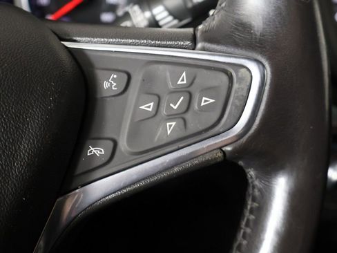 Used 2019 Chevrolet Equinox LT w/ Driver Convenience Package FWD image 39