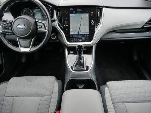Certified 2025 Subaru Outback Premium AWD/4WD image 10