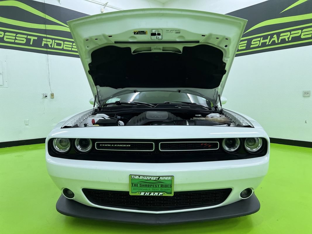 Used 2021 Dodge Challenger R/T RWD image 4