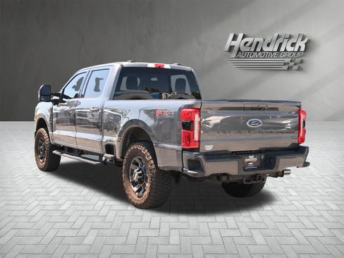 Used 2023 Ford F250 Lariat w/ Sport Appearance Package AWD/4WD image 8