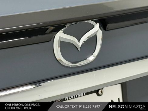 Used 2021 MAZDA MAZDA6 Carbon Edition FWD image 16