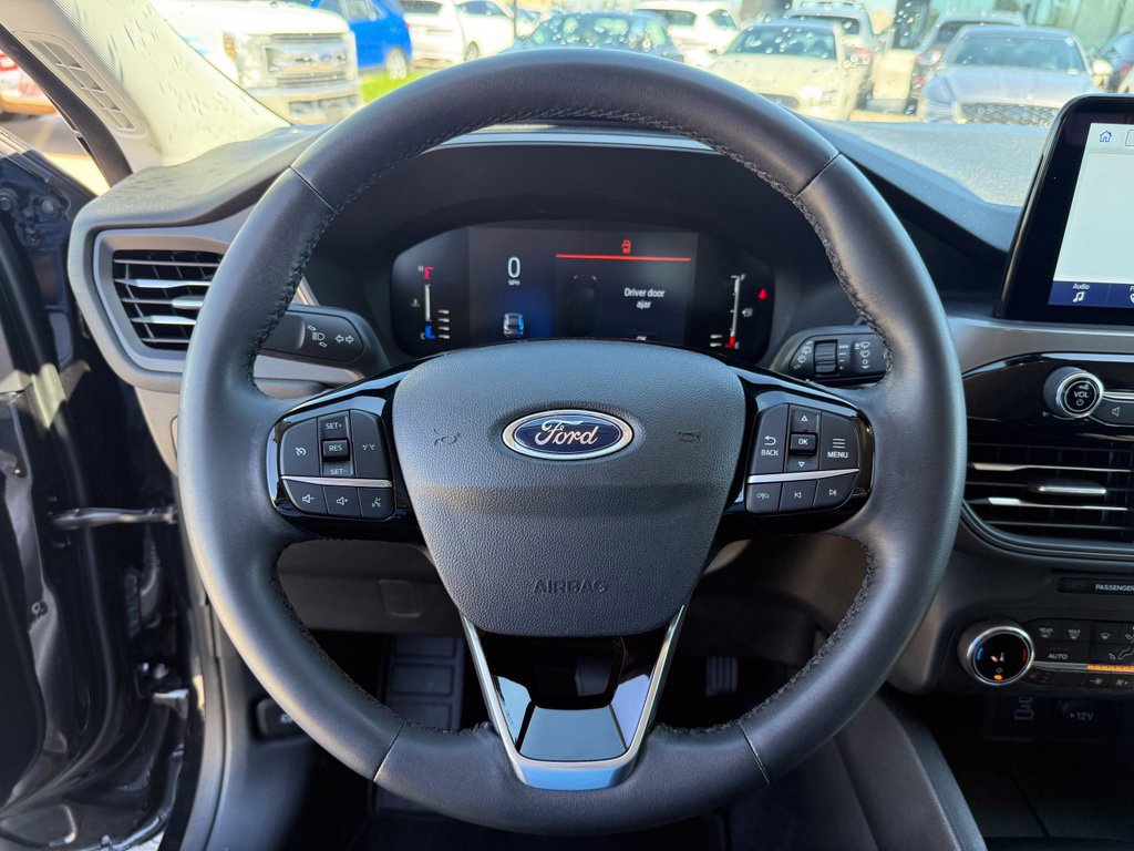 Used 2023 Ford Escape Active AWD/4WD image 15