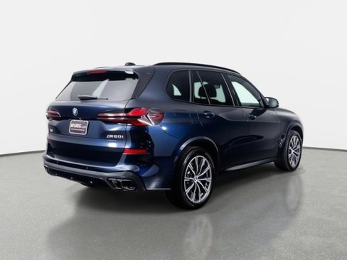Used 2024 BMW X5 M60i w/ Climate Comfort Package image 10