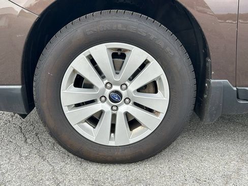 Used 2019 Subaru Outback 2.5i AWD/4WD image 31