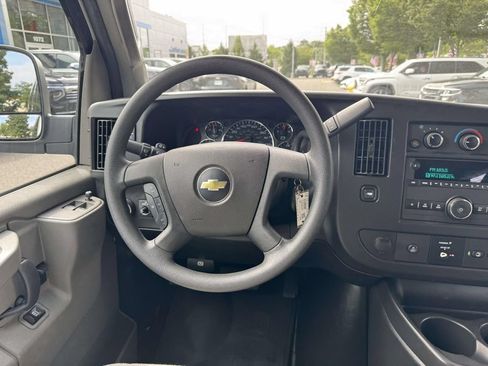 Used 2019 Chevrolet Express 3500 LT w/ LT Preferred Equipment Group RWD image 18