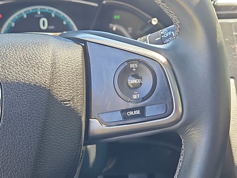 Used 2017 Honda Civic EX-L image 16
