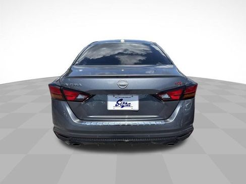 Used 2023 Nissan Altima 2.5 SR w/ SR Premium Package FWD image 8