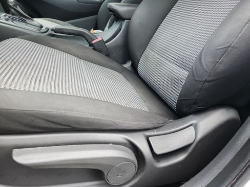 Used 2019 Hyundai Kona SE AWD/4WD image 15