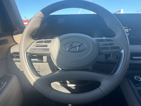 Used 2023 Hyundai Palisade Limited AWD/4WD image 15