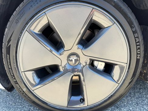 Used 2023 Tesla Model 3 Standard Range RWD image 22