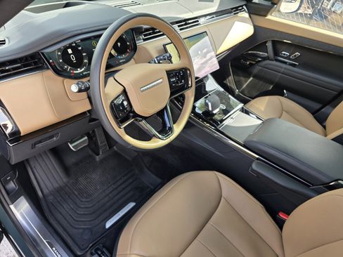 Certified 2024 Land Rover Range Rover Sport Dynamic SE image 26