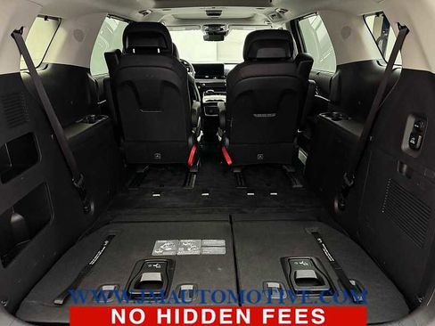 Used 2025 Kia Carnival SX Prestige image 18