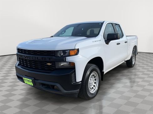 Used 2022 Chevrolet Silverado 1500 W/T w/ Trailering Package image 4
