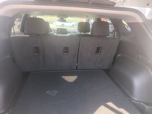 Used 2024 Chevrolet Blazer LT w/ Convenience Package FWD image 31