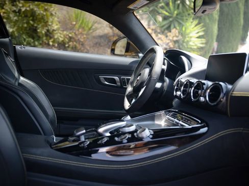 Used 2018 Mercedes-Benz AMG GT C image 23