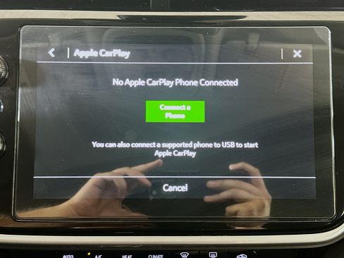 Used 2023 Chevrolet Bolt EUV LT w/ Convenience Package FWD image 22