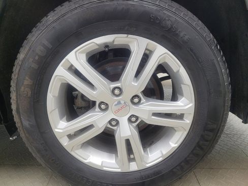 Used 2019 GMC Terrain SLE image 31