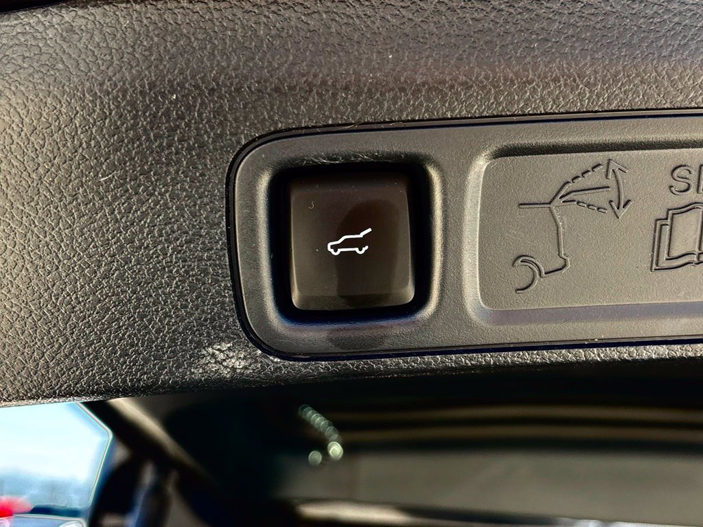 Used 2024 Ford Expedition Platinum RWD image 26