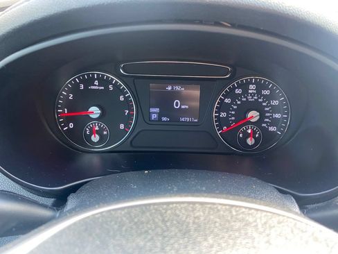 Used 2019 Kia Sorento FWD V6 w/ LX V6 Convenience Package image 16