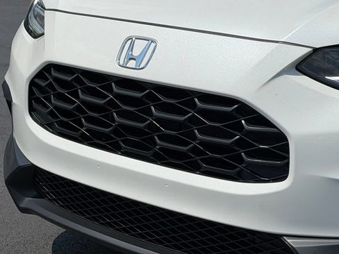 Used 2023 Honda HR-V LX image 27