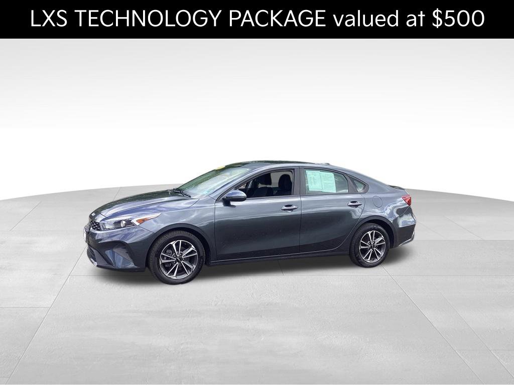Certified 2023 Kia Forte LXS w/ LXS Technology Package FWD image 3