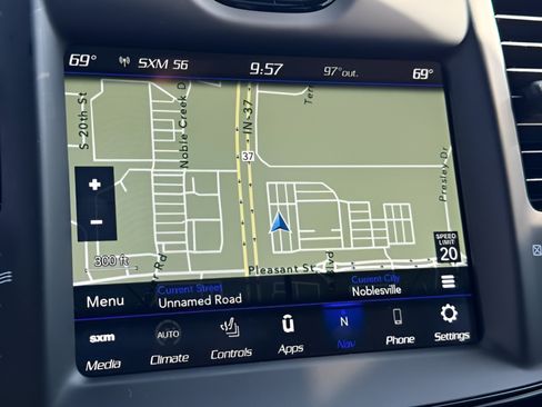 Used 2023 Chrysler 300 S RWD image 24