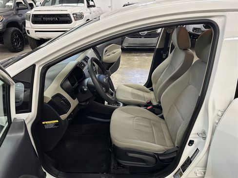 Used 2015 Kia Rio LX w/ Power Package FWD image 11